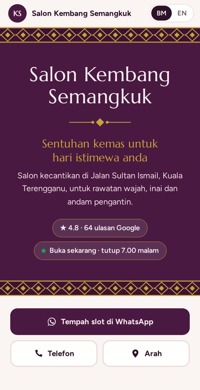 Contoh laman web Salon Kembang Semangkuk Kuala Terengganu, sebuah perniagaan rekaan, di skrin telefon